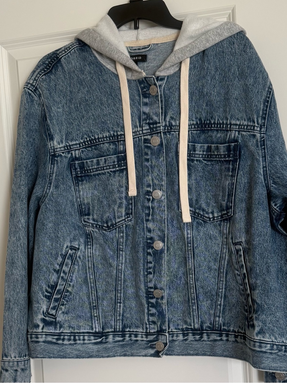 NWT Torrid Hooded Relaxed Trucker Denim Jacket with Gray Hood
